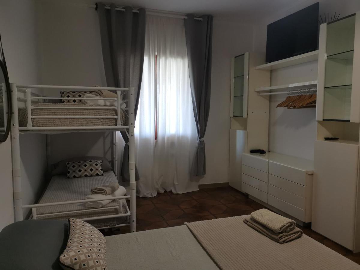 Villa Flora Affittacamere Luni Kültér fotó